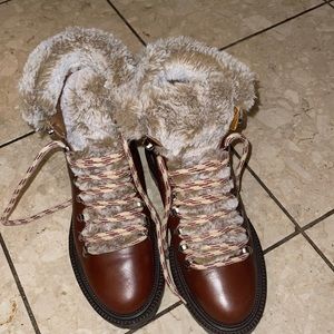 ZARA winter boots women’s size 36 (FITS LIKE A WOMENS 7)